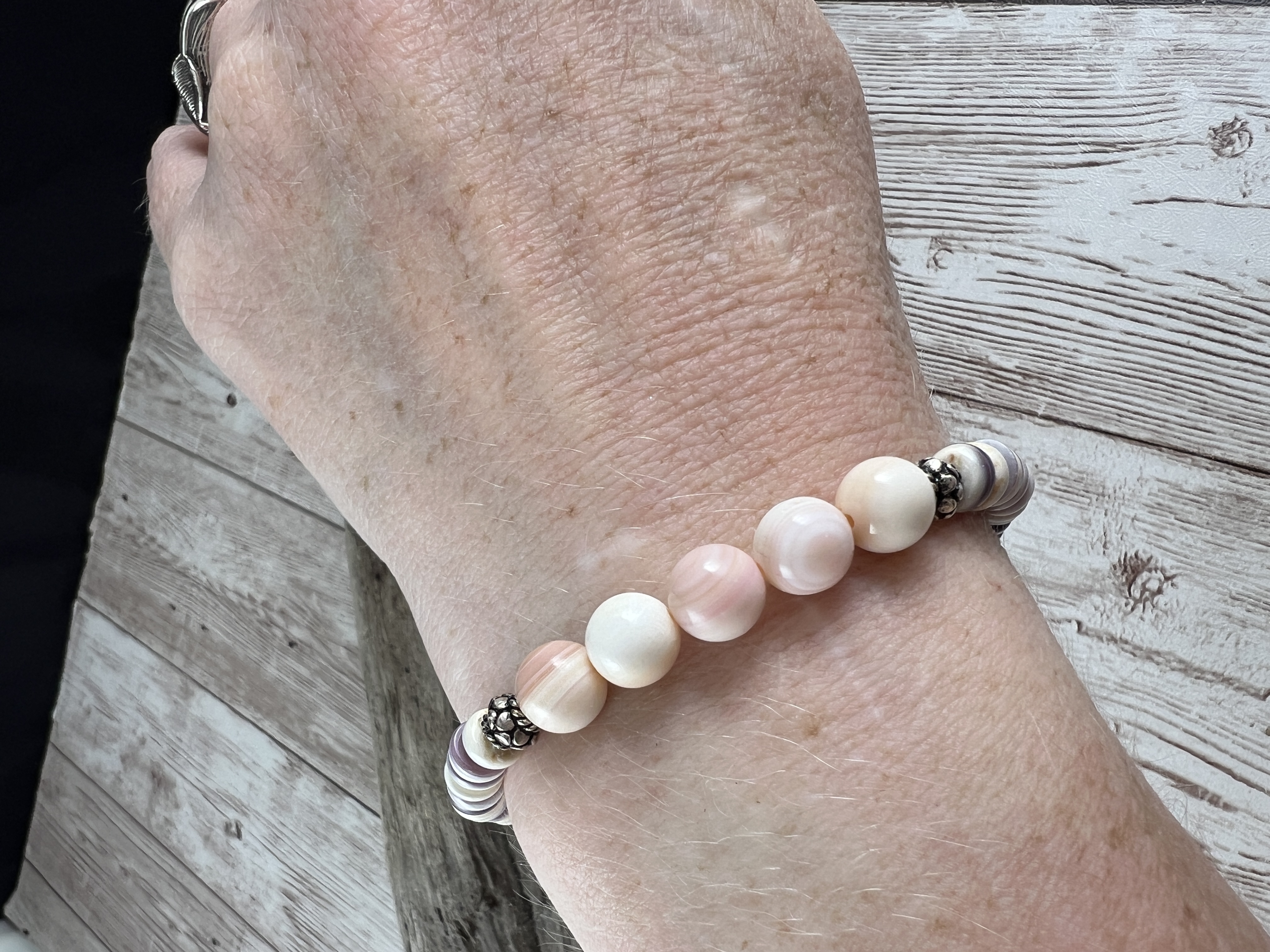 Wampum & Queen Conch Stretch Bracelet: Sterling Silver Accents thumbnail 3