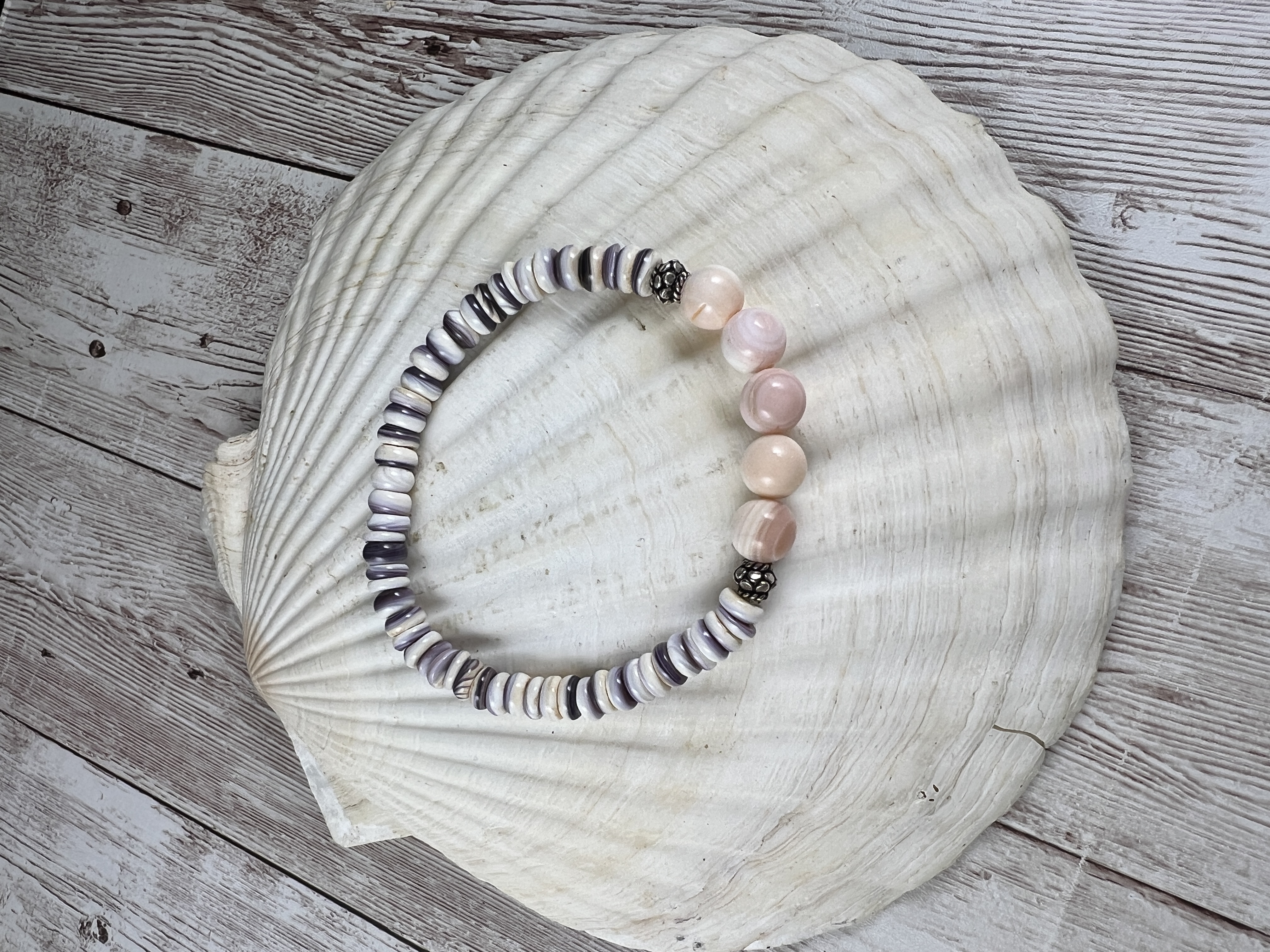 Wampum & Queen Conch Stretch Bracelet: Sterling Silver Accents thumbnail 8