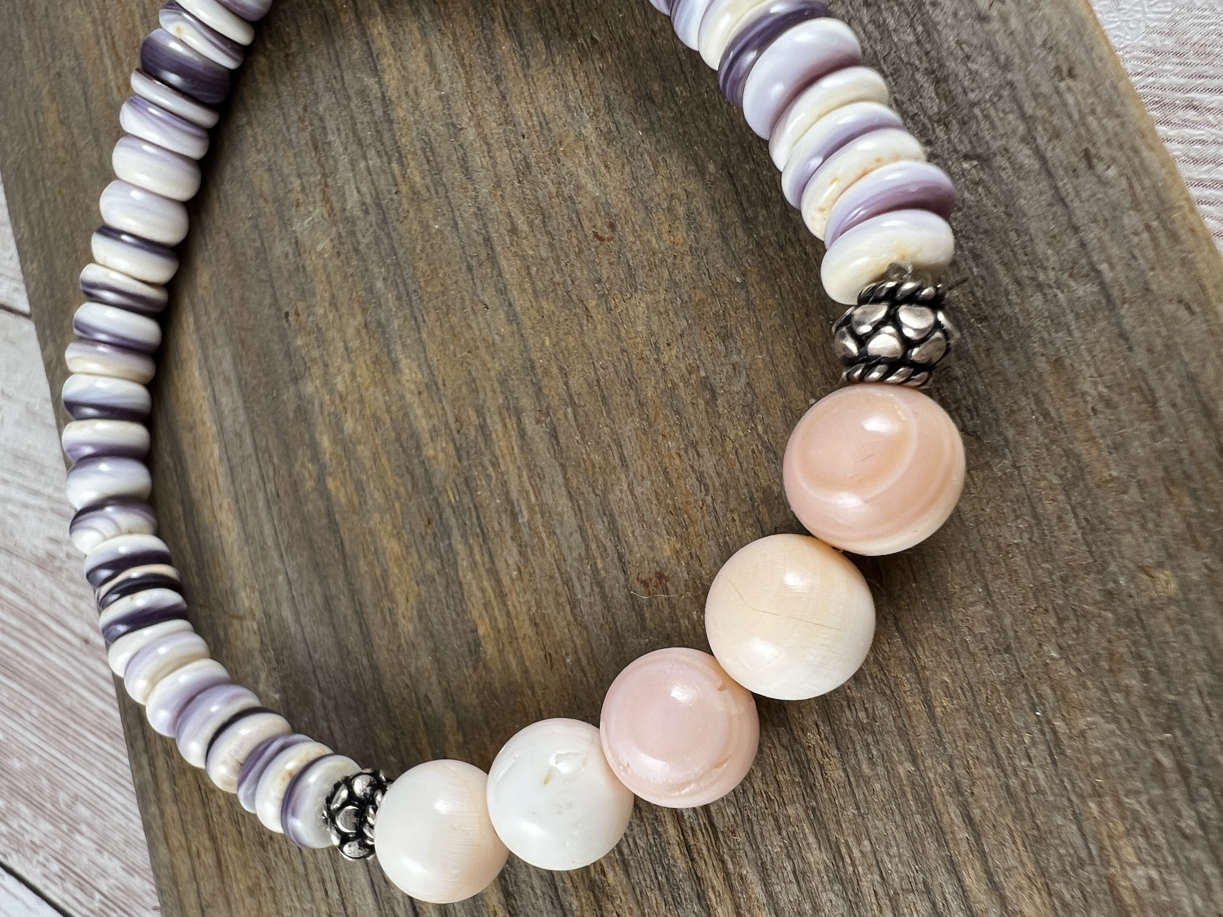 Wampum & Queen Conch Stretch Bracelet: Sterling Silver Accents thumbnail 9