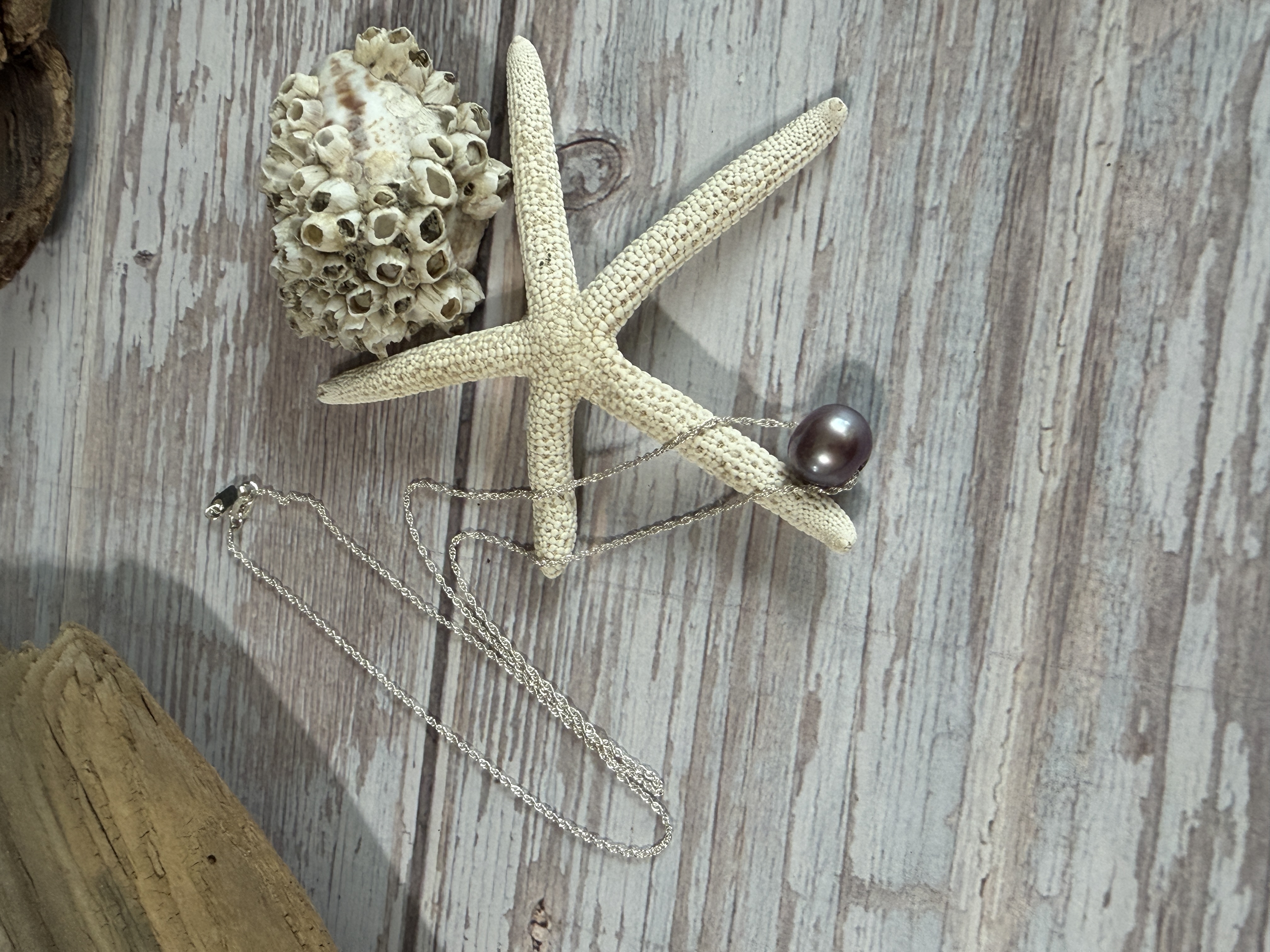 Floating Pearl Necklace 