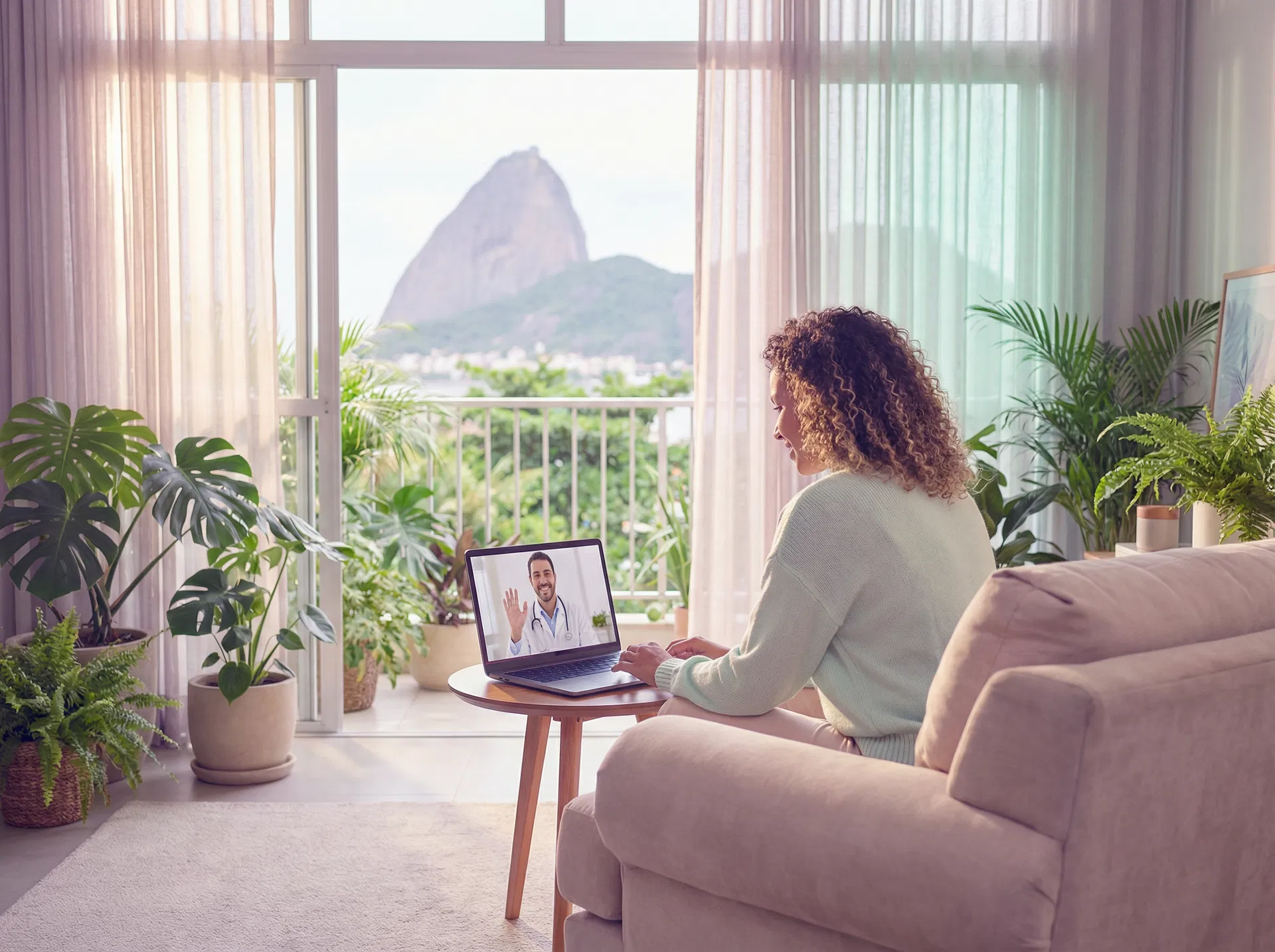 Online medical consultation with English-speaking doctor for visitors in Rio de Janeiro