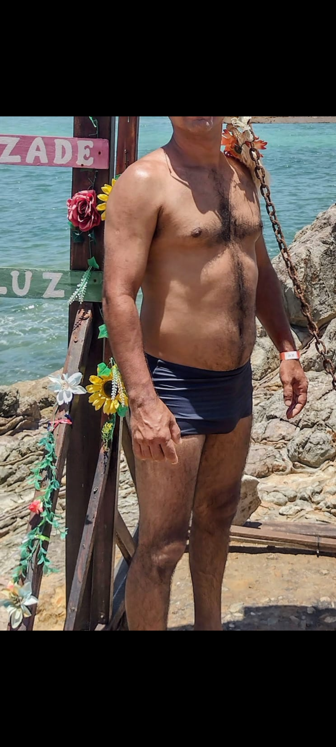 homem procura homem - Casado procura sexo com sigilo. em Rio de Janeiro