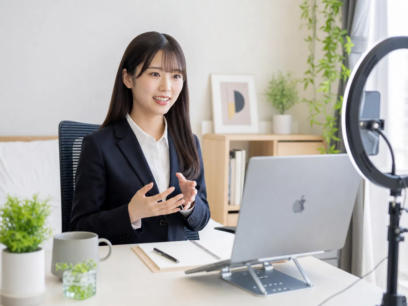 面接練習をする学生