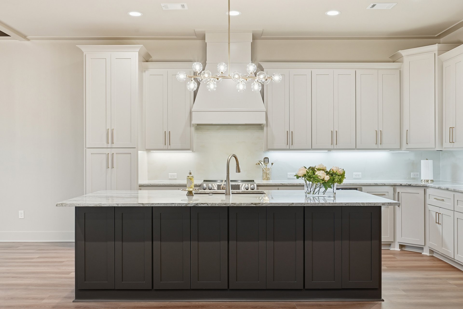 East Meadows New Construction - Thumbnail 14