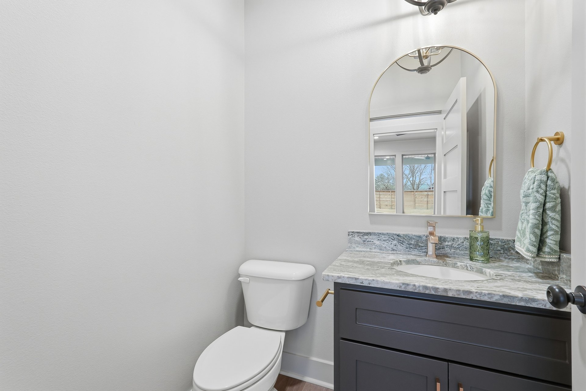 East Meadows New Construction - Thumbnail 23