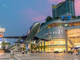 春遊泰國│無購物,曼⾕網評五星,河畔私廚泰式美饌x碼頭夜市,綠⼭動物園,美功鐵道市場,鄭王廟,⽔上漂浮咖啡廳五⽇