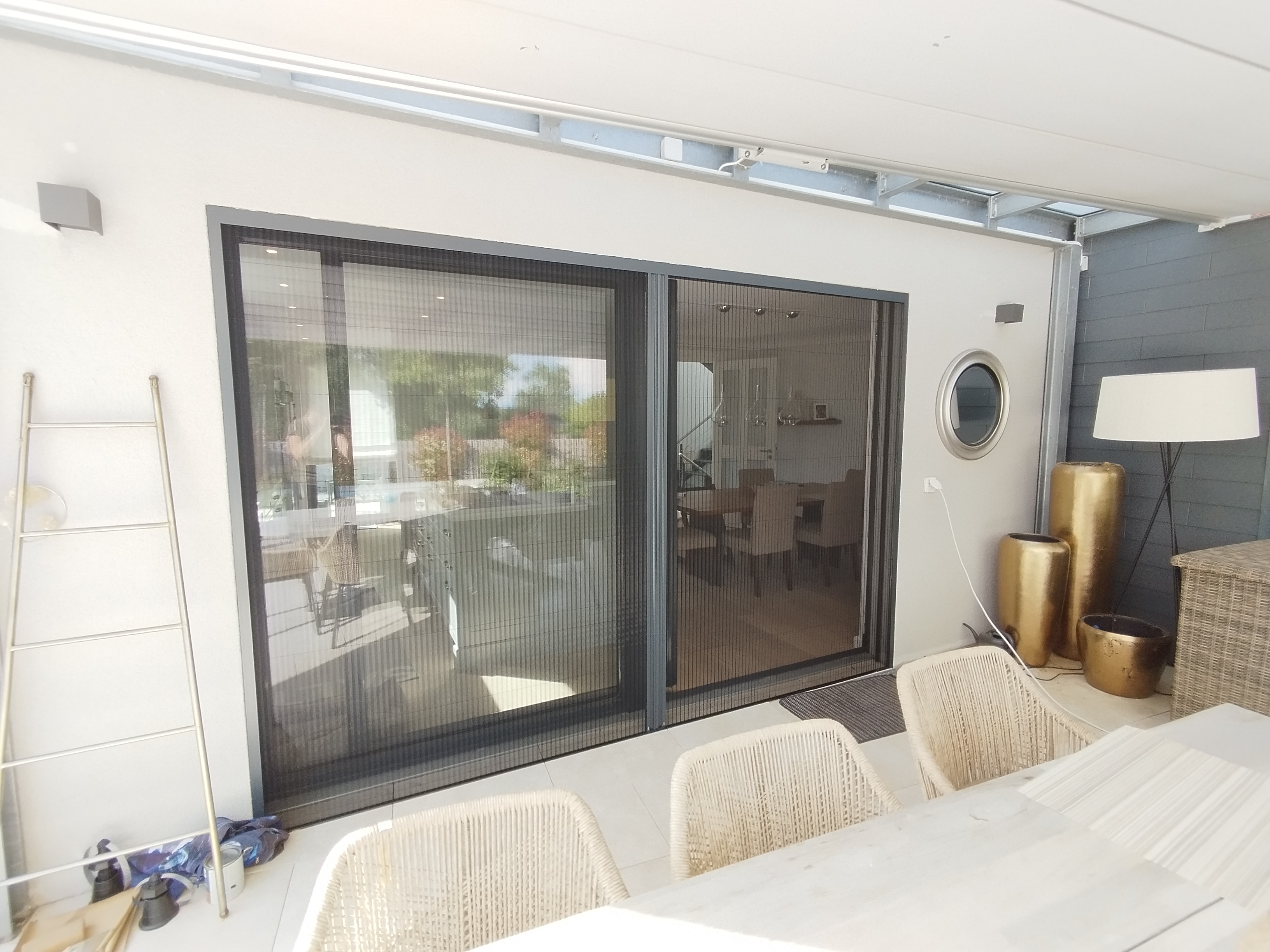 Insektenschutz-Plissee für Schiebetüren | 3inDesign Schaffhausen