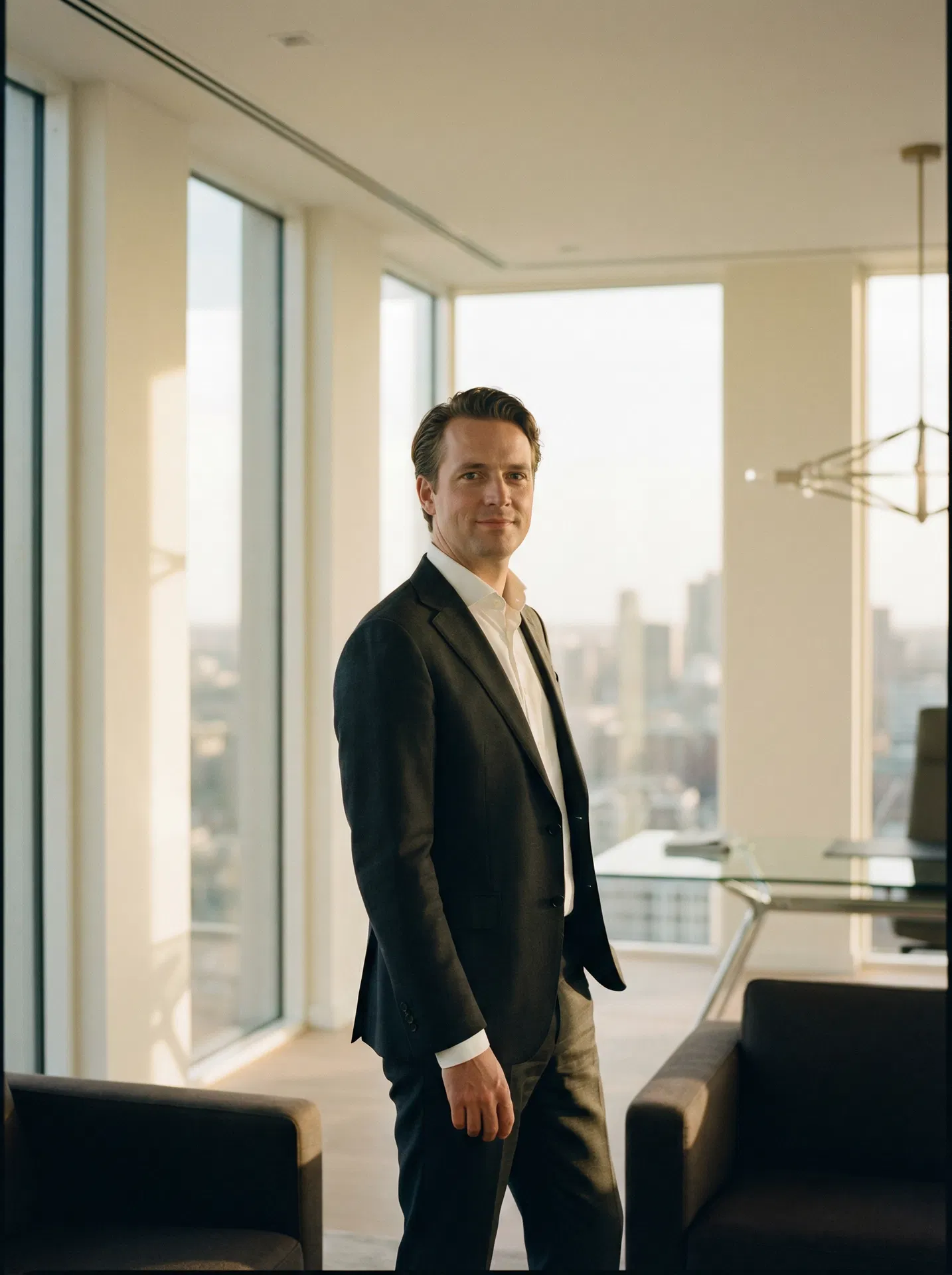 Ondernemer in een modern kantoor