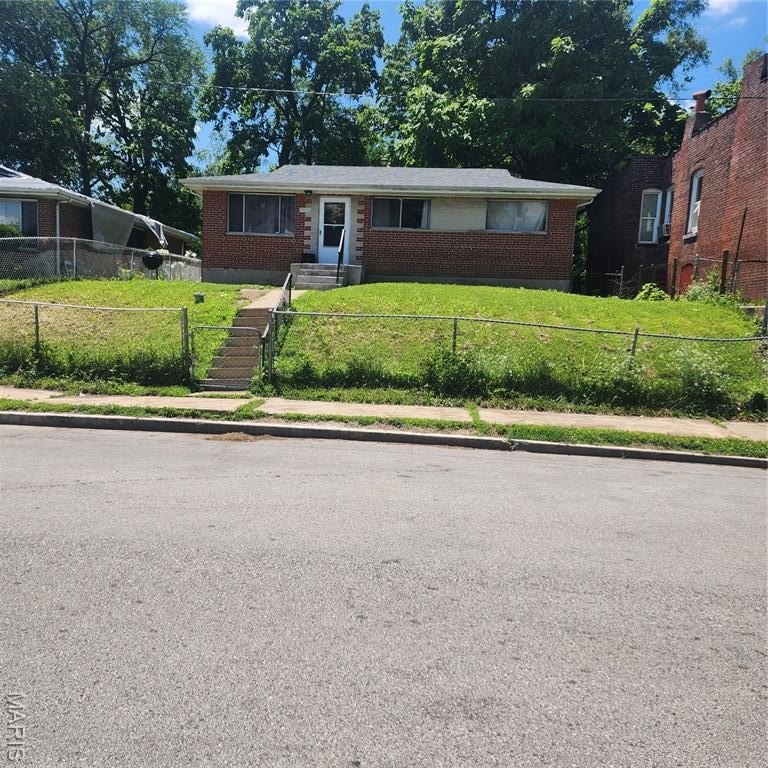 5344 Northland Ave, Saint Louis MO 63112 - Photo 2