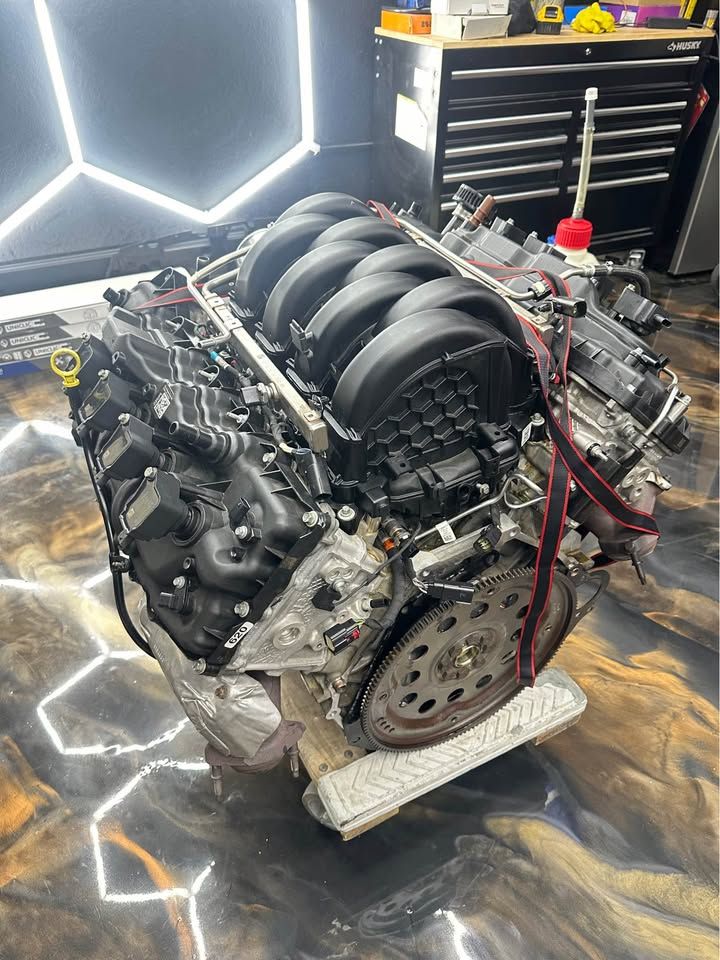 MOTOR DISPONIBLE – FORD F150 2023 5.0L V8 (LONG BLOCK) - Imagen 1