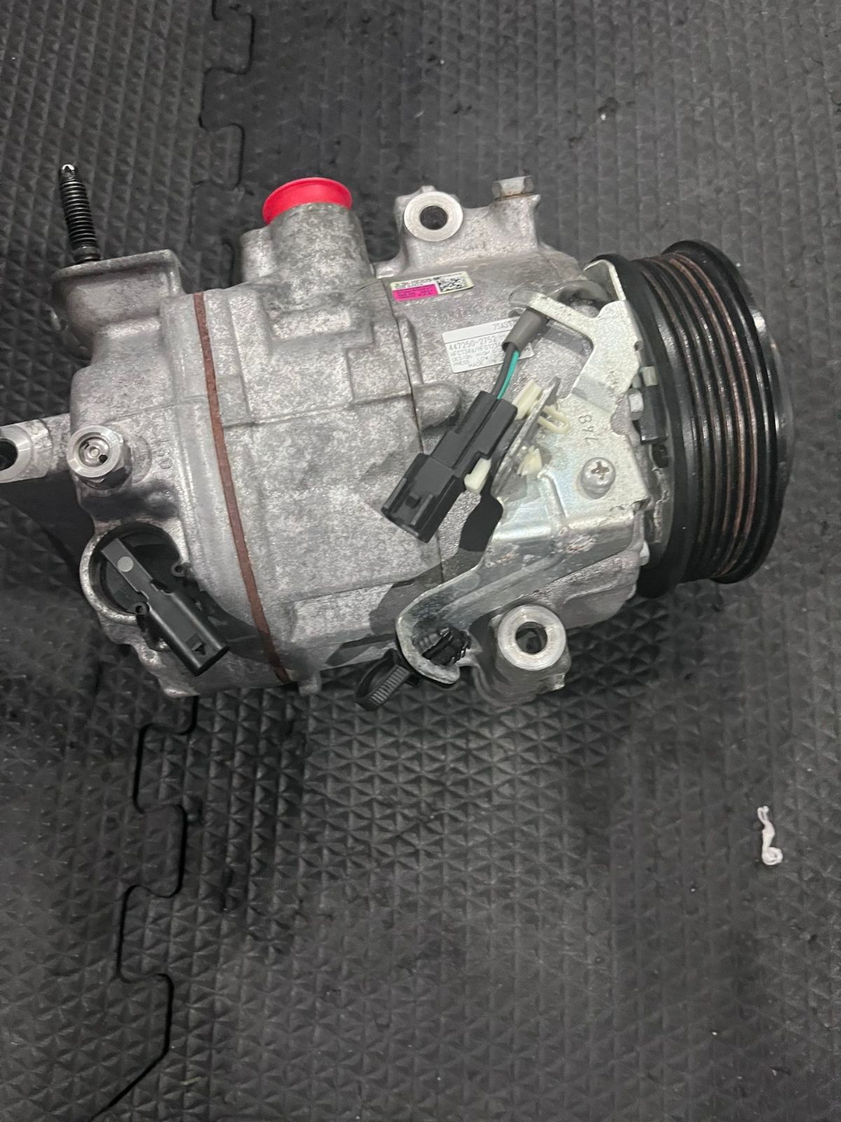 COMPRESOR DE AIRE PARA FORD F 150 2018 - Imagen 1