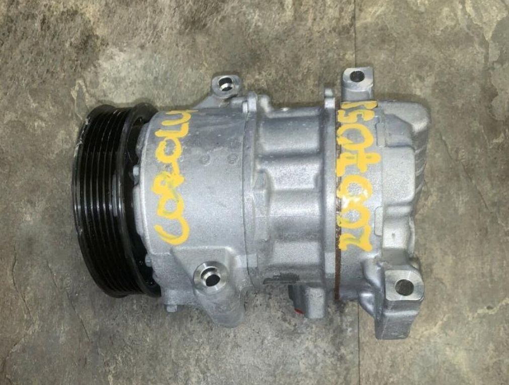 Compresor A/C Toyota Corolla 2015-2020 Usado - Imagen 1