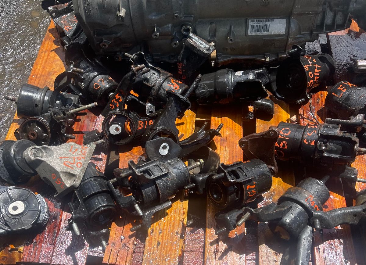 Soporte Motor Toyota Tacoma 2005-2015 - Imagen 1