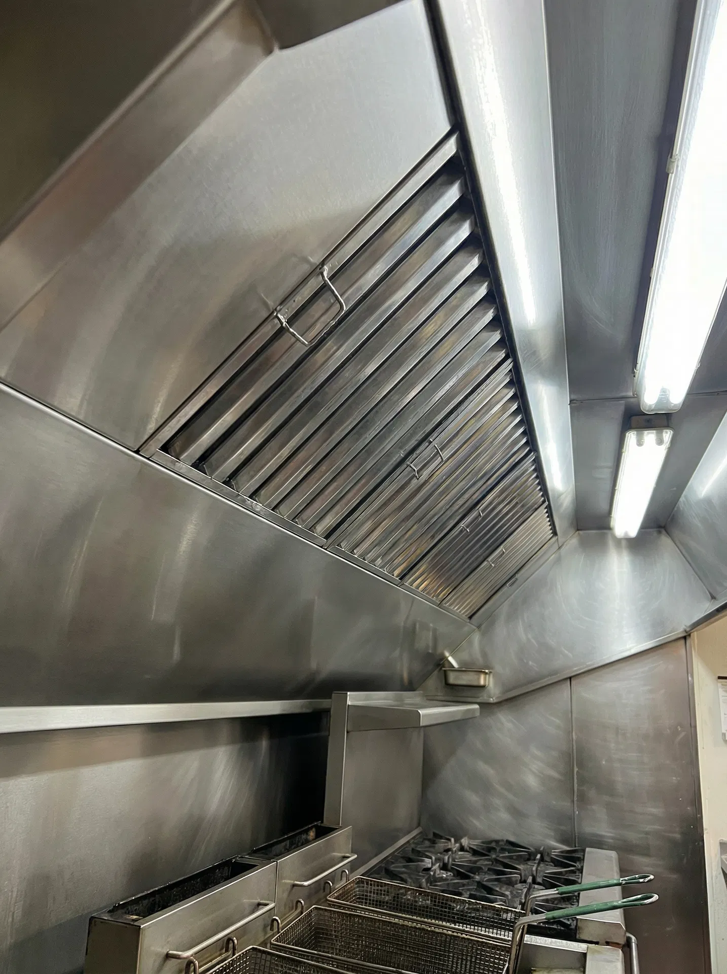 Exhaust Hood after cleaning