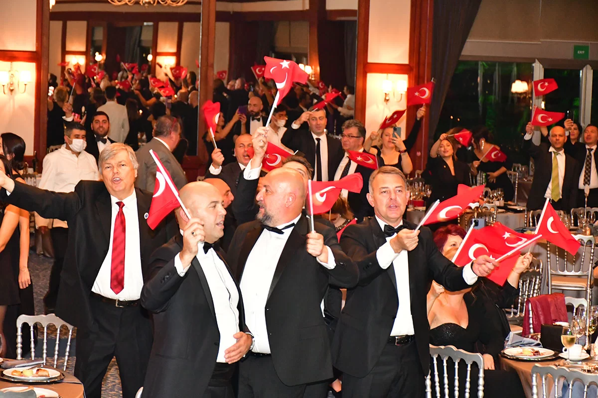 İTÜ DEFAMED Cumhuriyet Balosu'ndan kareler