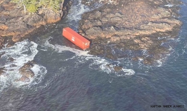 Kanada açıklarında alev alan gemi denizde 109 konteyner kaybetti!