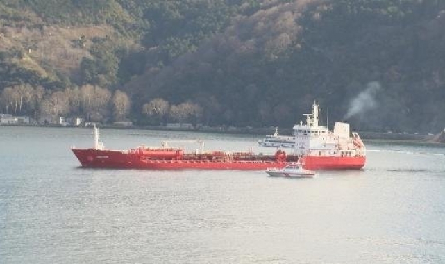 İstanbul Boğazın'da geminin iskele demiri düştü: Boğaz trafiğe kapatıldı!