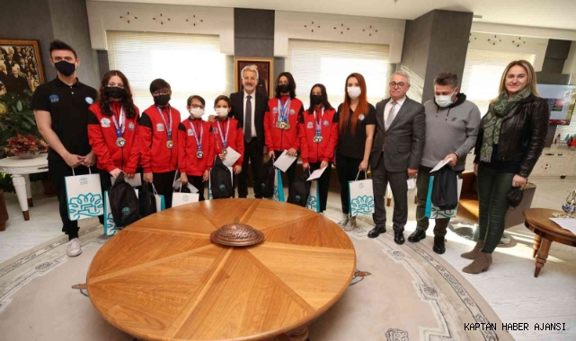 Nilüferli yüzücüler başarılarıyla gururlandırdı!