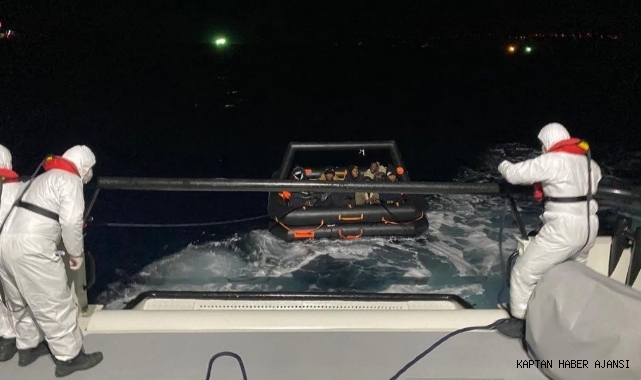 Yunanistan'ın geri ittiği 9 düzensiz göçmen kurtarıldı