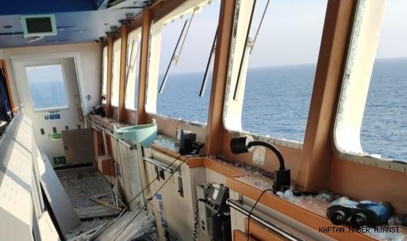 Odessa açıklarında YA-SA Denizcilik'e ait bir gemiye roket isabet etti!