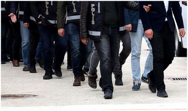 Deniz Harp Okulu sınavlarına FETÖ soruşturması: 31 şüpheli yakalandı