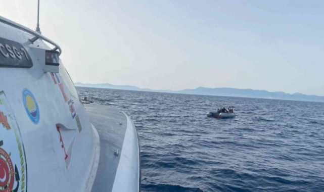 İzmir açıklarında 108 göçmen kurtarıldı