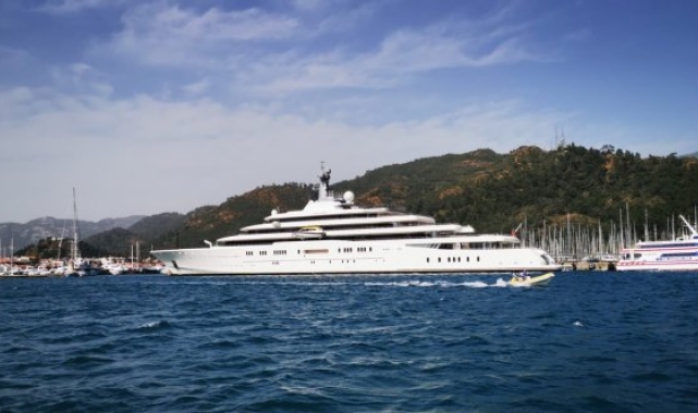 Abramovic'in lüks yatı Eclipse Marmaris'ten ayrıldı