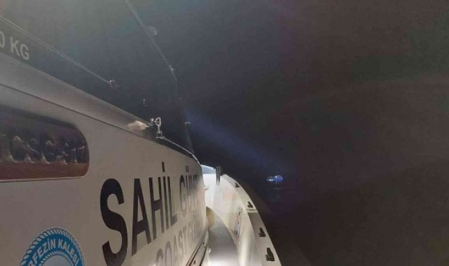 İzmir açıklarında 29 düzensiz göçmen yakalandı