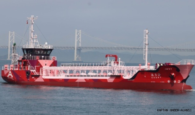 Dünyanın ilk tamamen elektrikli yakıt ikmal gemisi Japonya'da hizmete girdi