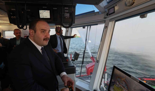 Bakan Varank: "Türkiye geçen yıl 2 milyar dolarlık gemi ihracatına imza attı"