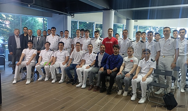 TKKD, 13. Kılavuz Kaptanlar Haftası'nda öğrencilerle buluştu