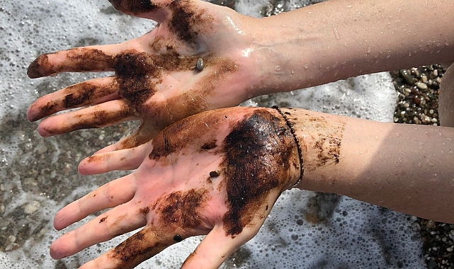 Antalya sahillerinde 'illegal deşarj' şüphesi