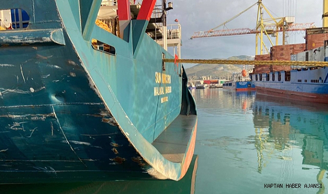 Rus kargo gemisi, Türk konteyner gemisiyle çatıştı