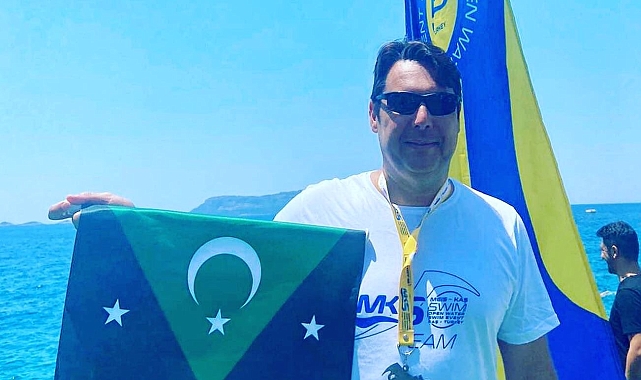 Yunanistan'dan Türkiye'ye yüzerek geçti