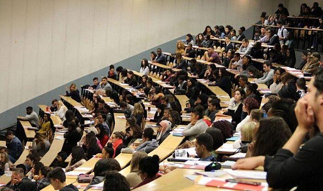 Üniversiteler Nisan'da açılacak mı? Üniversiteler ne zaman açılacak?  YÖK'ten yüz yüze eğitim açıklaması