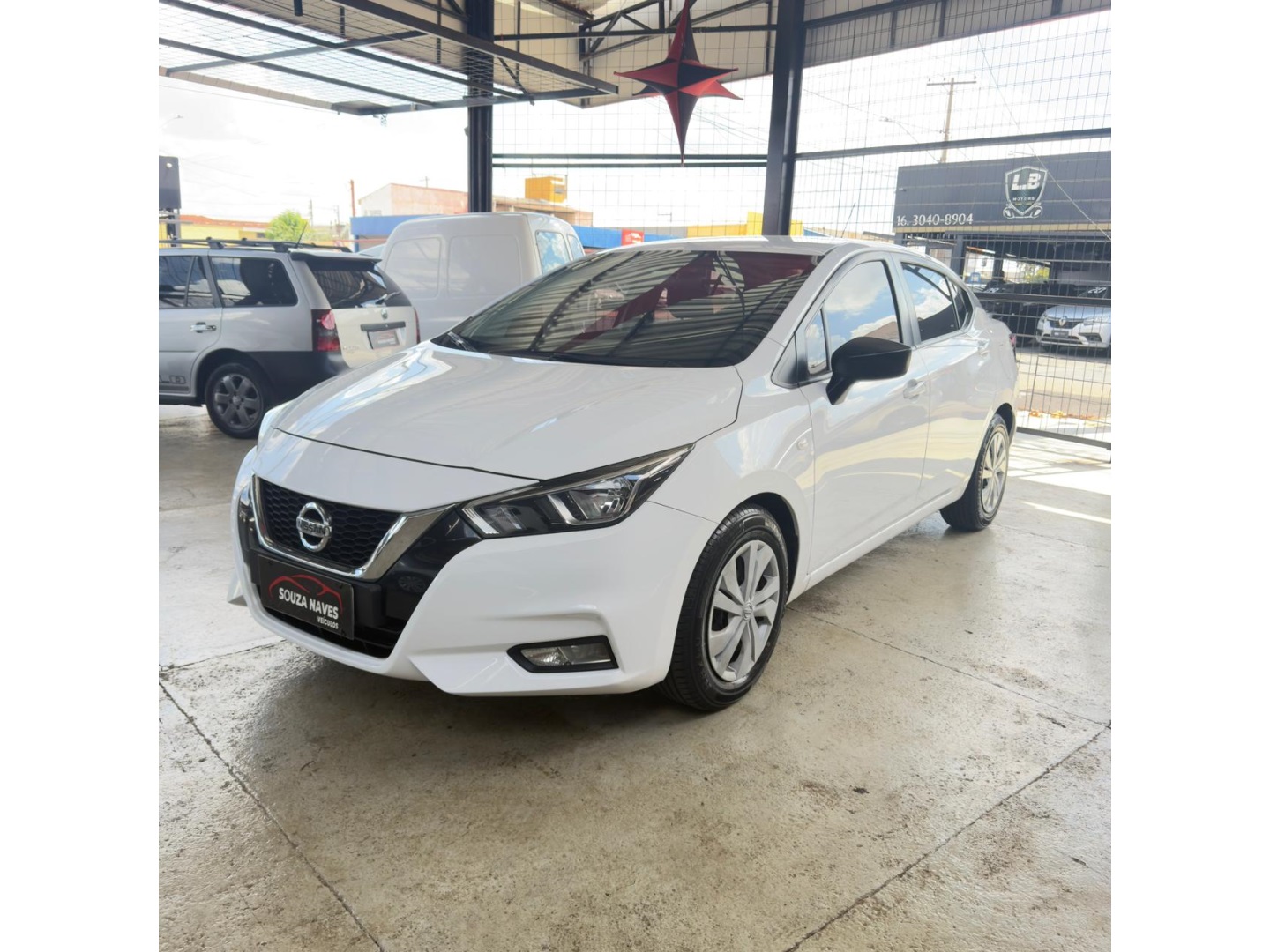 NISSAN VERSA