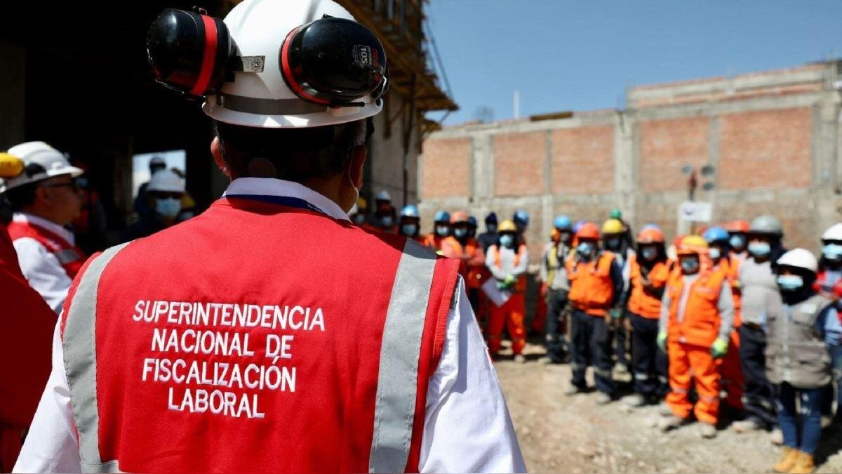 Osorno: Multas de 1 UTM por beber alcohol en la vía pública con nueva ordenanza