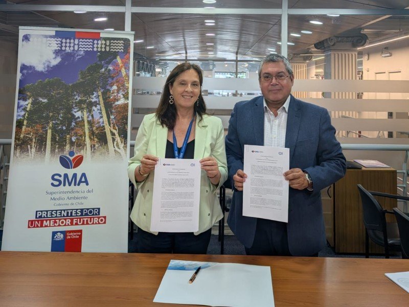 SMA e IFOP sellan alianza clave para la fiscalización ambiental del sector acuícola