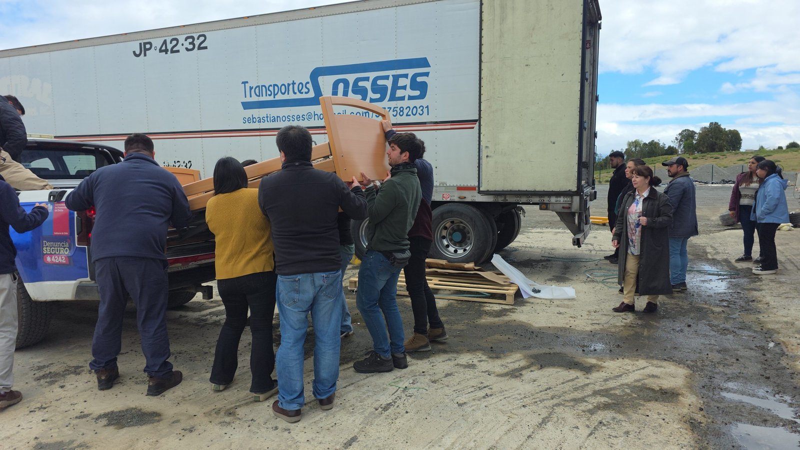 Dalcahue recibe importante donación de 41 camas clínicas desde Suiza