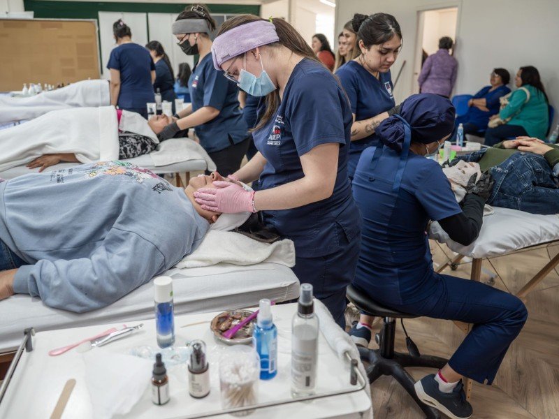 Exitoso Operativo en Pocoihuén: Vecinos Acceden a Servicios Gratuitos de Salud y Estética