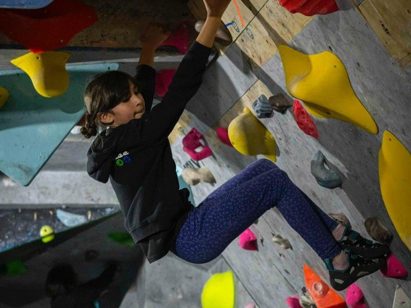 Jóvenes Escaladores de Los Lagos se Preparan para el Nacional Escolar en Cerrillos