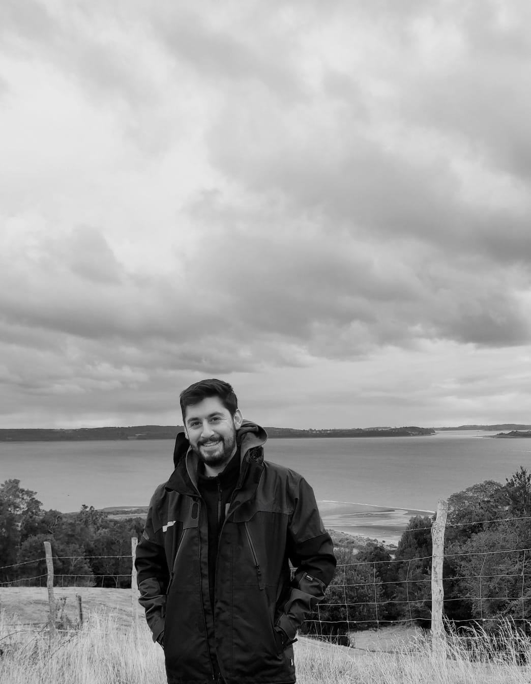 Joven escritor de Isla Huar triunfa en prestigioso concurso literario a nivel nacional