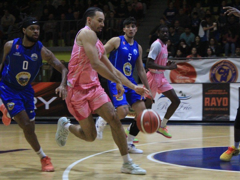 Puerto Varas Basket define en casa su paso a la final de la Conferencia Sur