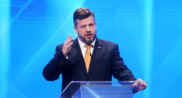 Terremoto Electoral: Kaiser y Matthei Empatan en Segundo Lugar y Kast queda Cuarto en Encuesta LCN