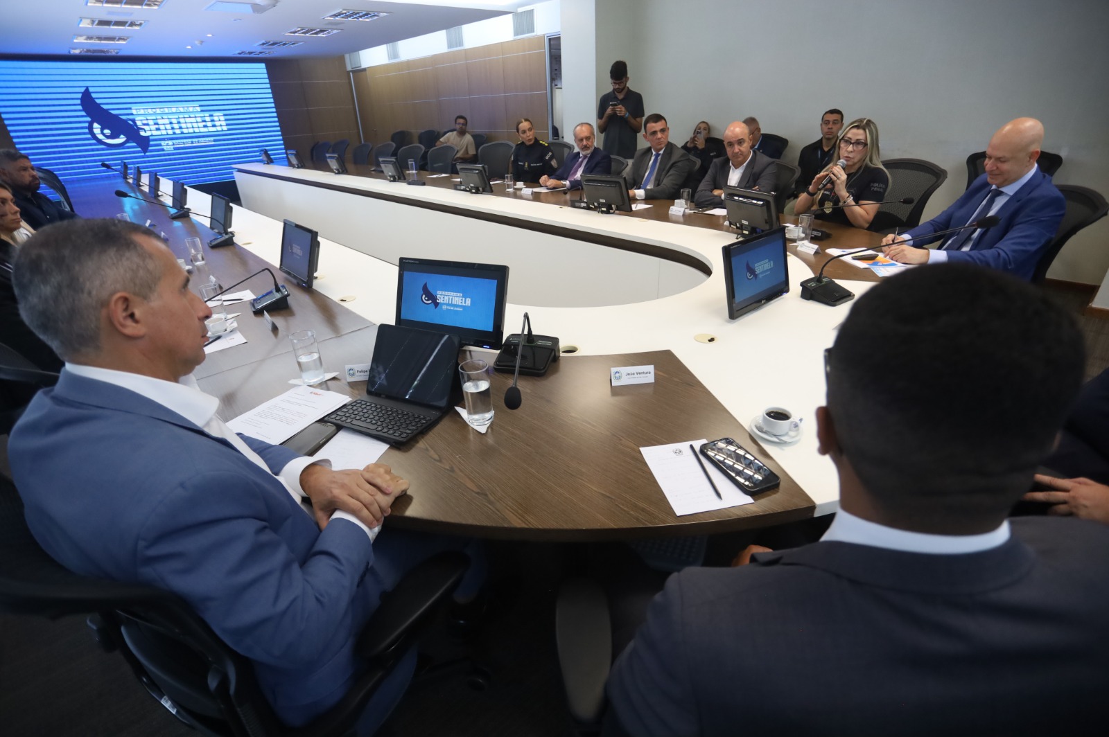 Prefeitura de Niterói participa de reunião de apresentação do Programa Sentinela