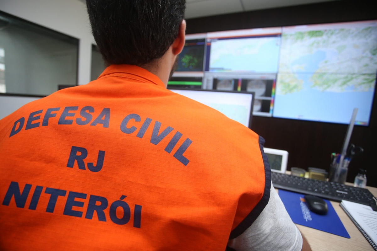 Niterói oferece ajuda a Juiz de Fora (MG) e reforça posição como referência nacional em gestão de riscos