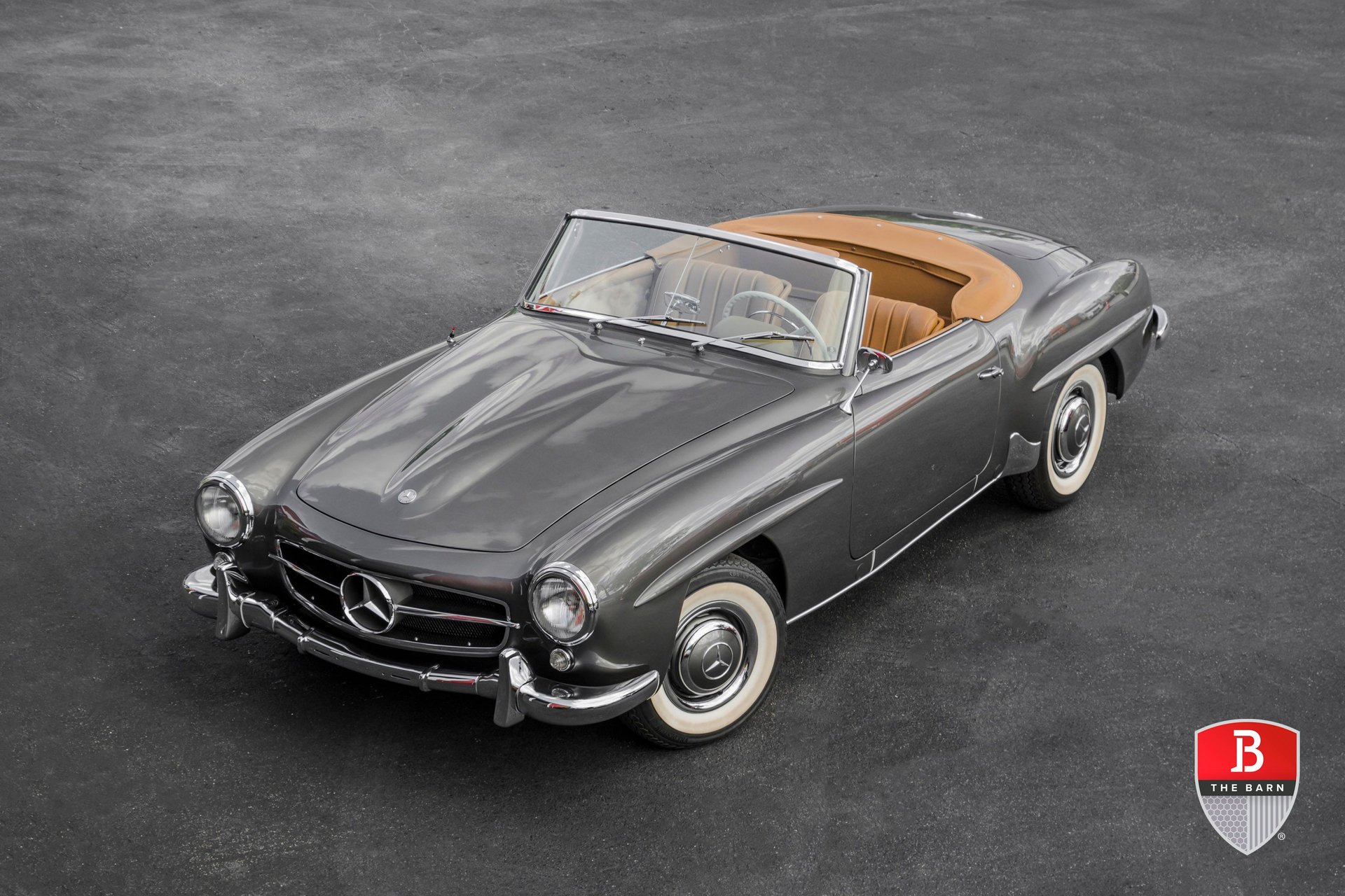 WC445 — Top w/clear Plastic Window, rear cables installed, hand roll binding original (one window), 190SL (BS-121) (1955-1962)