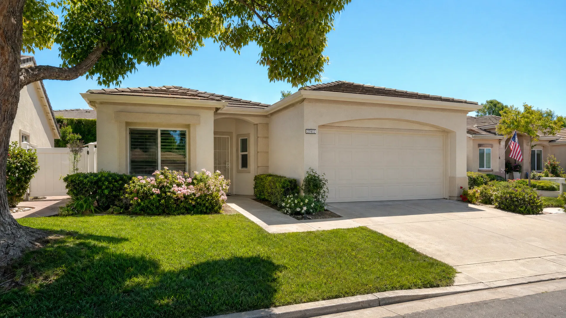 39107 Village 39 Exterior