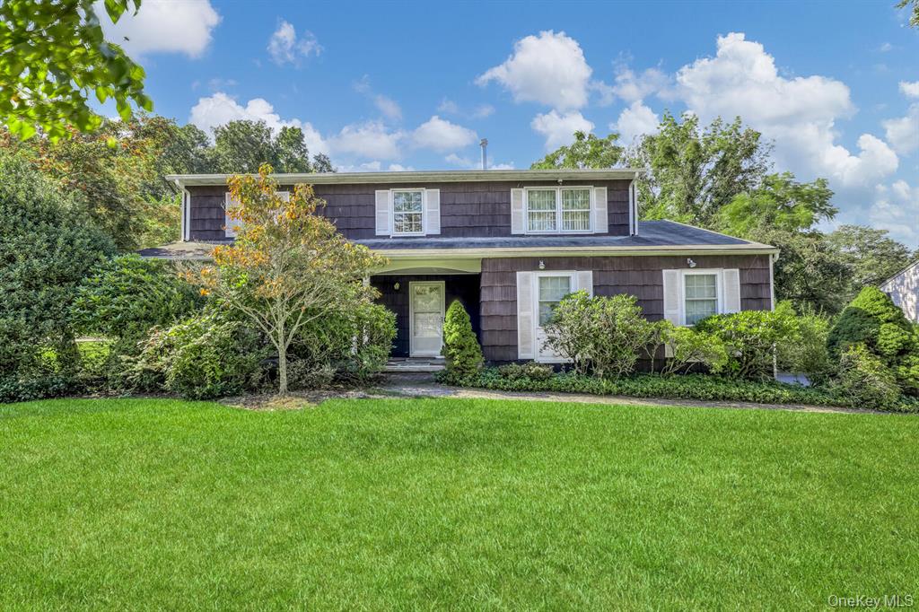 3 Macintosh Ln, Monsey, NY 10952