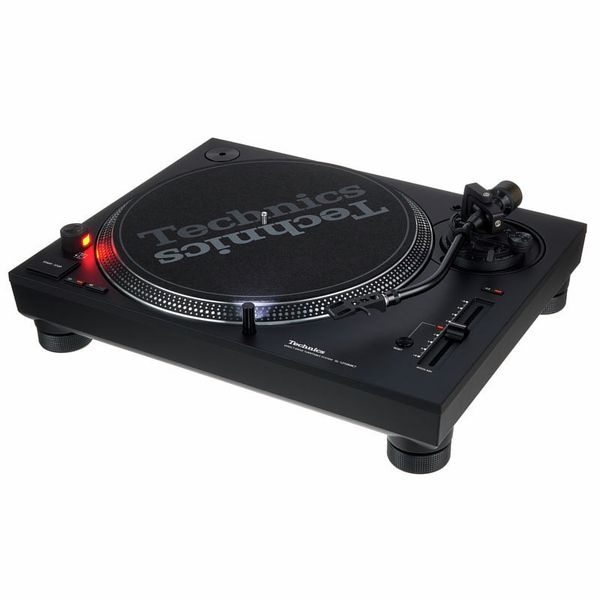 Technics SL-1210MK2 Turntable